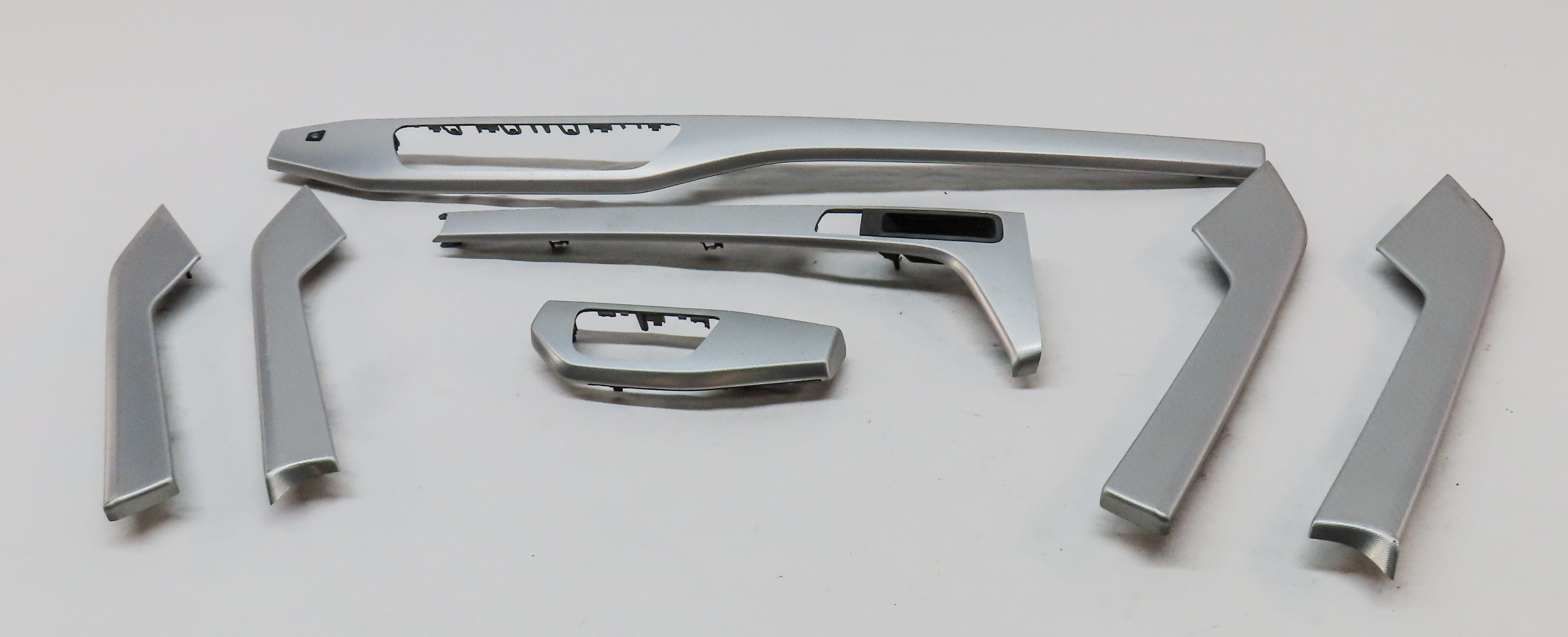 18 AUDI A4 B9 8W INTERIOR DASH CONSOLE FRONT REAR DOOR TRIM SET/7 (ALUMINUM) — exact item pictured